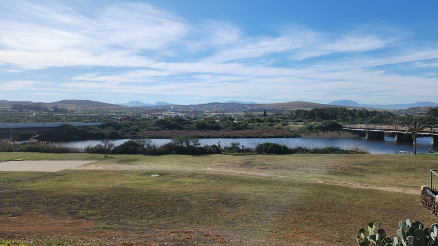 3 Bedroom Property for Sale in Hartenbos Heuwels Western Cape
